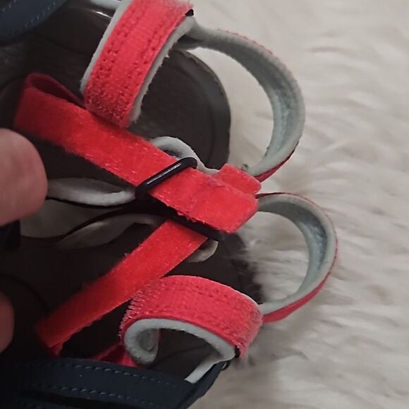 KEEN Rose Sandal Kids Size 1 Youth - Picture 7 of 7